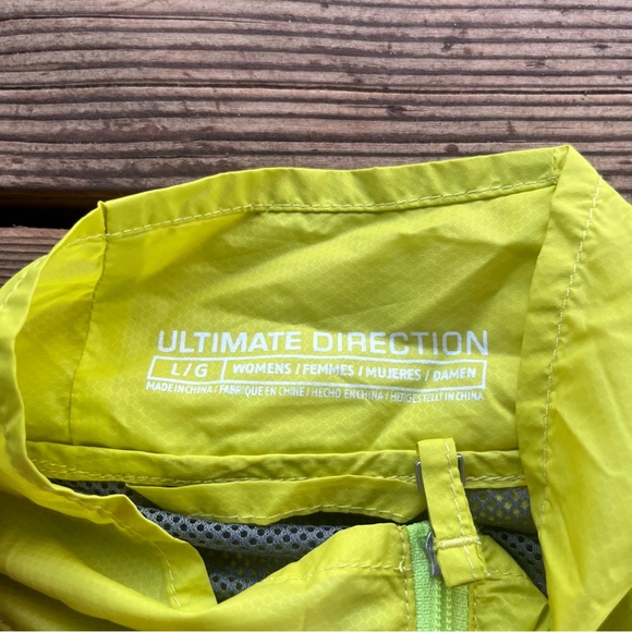 Ultimate Direction Marathon Shell - Picture 5 of 7
